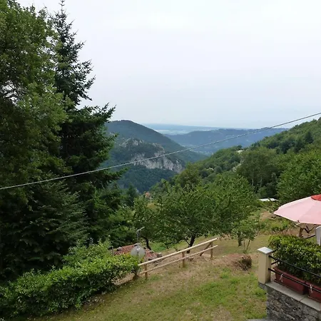 Gemuetliches In Mit Garten, Terrasse Und Grill *